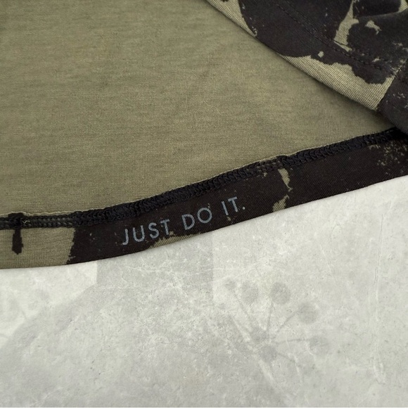 Women’s Nike Dri-Fit One Luxe Icon Clash Training Flowy Tank Top Plus Size 3X - Picture 11 of 16